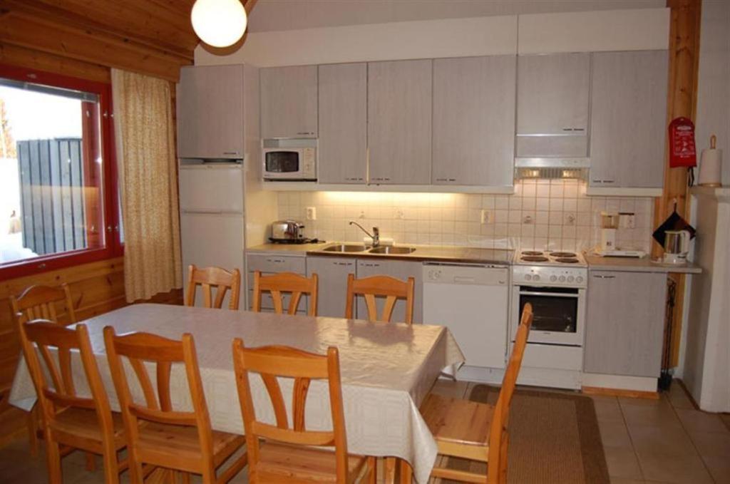 Lomaperkkioe Apartments Вуокати Стая снимка