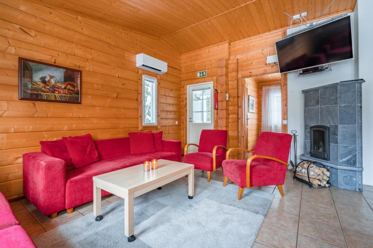 Lomaperkkioe Apartments Вуокати Екстериор снимка